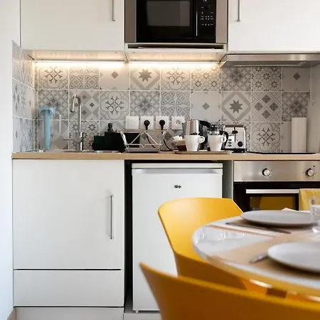 Duplex Avec Terrasse - Hyper-centre De *